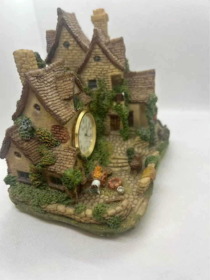 Hamlet Vintage Desk Clock image indicator(5)