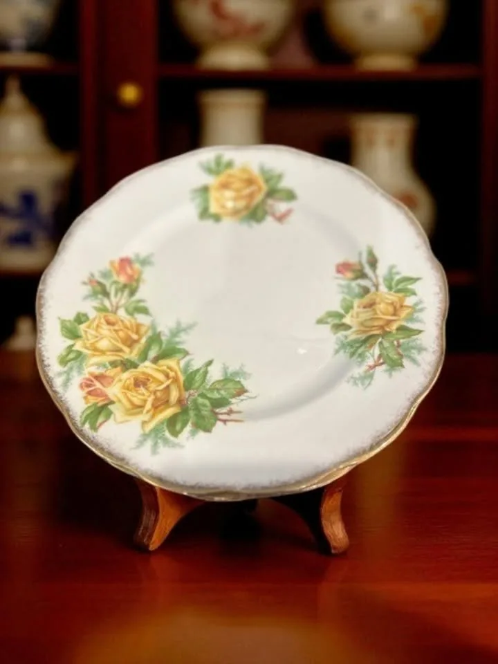 Royal Albert Tea Rose Dish & Tea Cup Set image indicator(3)