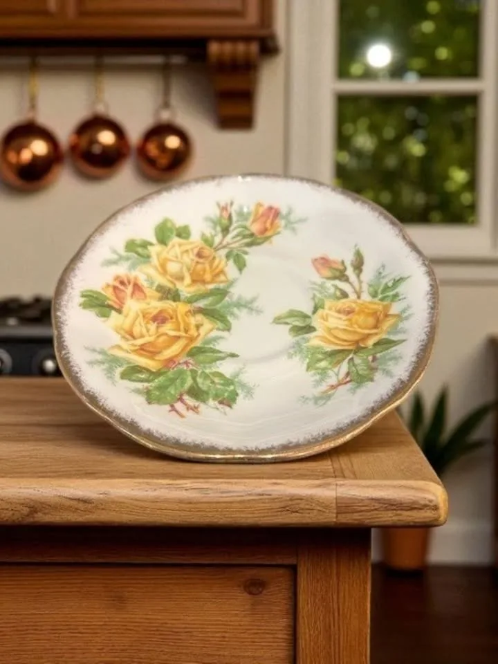 Royal Albert Tea Rose Dish & Tea Cup Set image indicator(8)