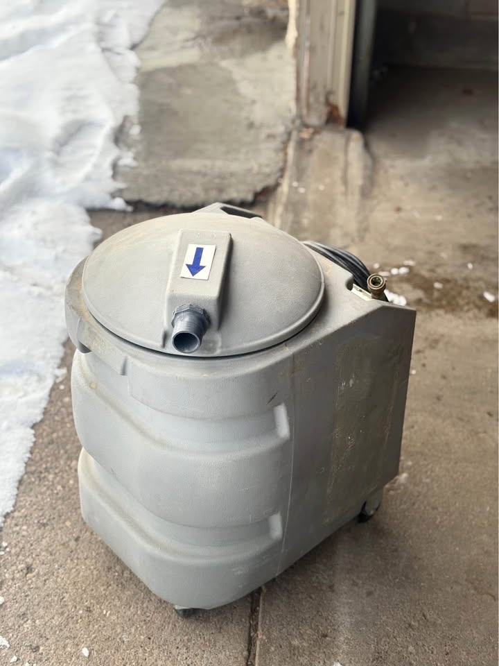 Carpet Buddy Portable Carpet & Upholstery Extractor - photo 4