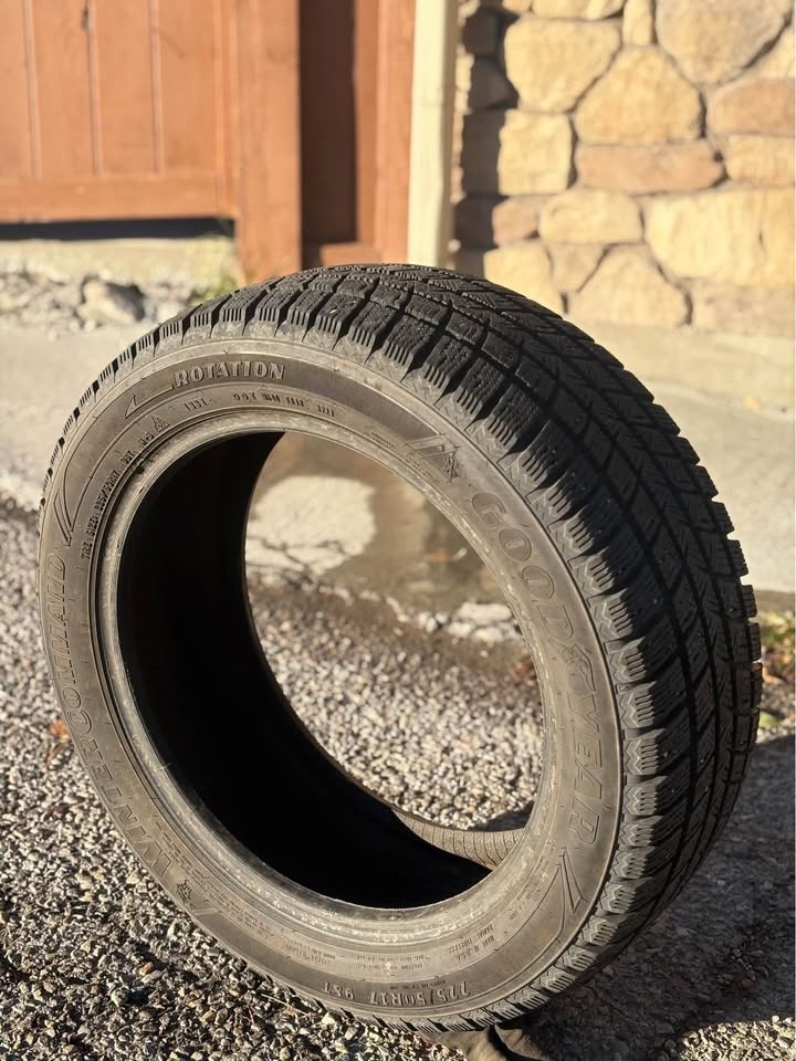 Goodyear 225/50R17 Winter Tire - photo 2