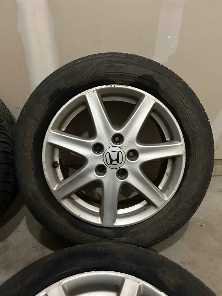 Honda Accord OEM Rims + Tires (16") - photo 2