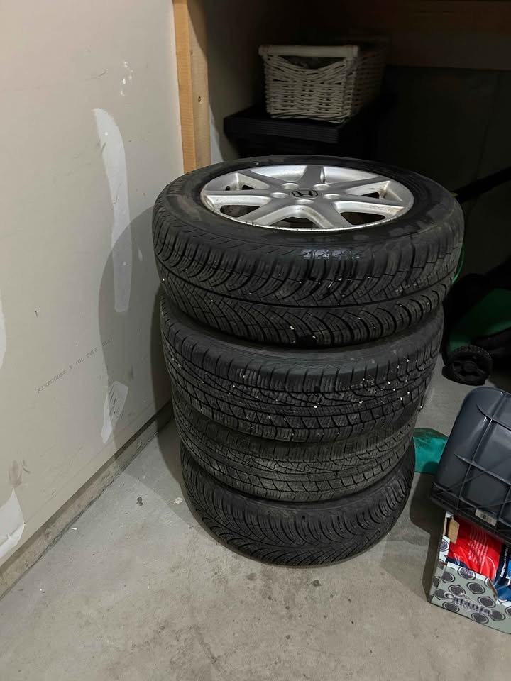 Honda Accord OEM Rims + Tires (16") - photo 3