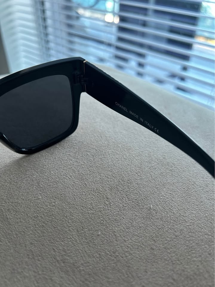 Women’s Sunglasses - photo 4