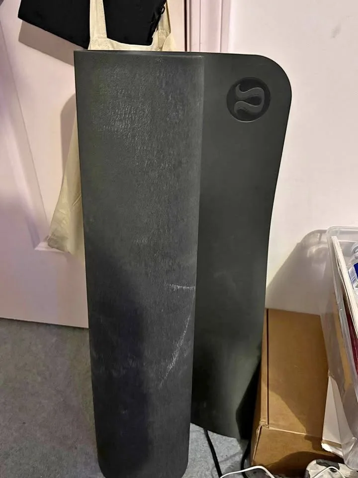 lululemon yoga mat 5mm
