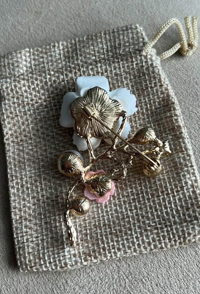 Blossom Brooch - photo 2