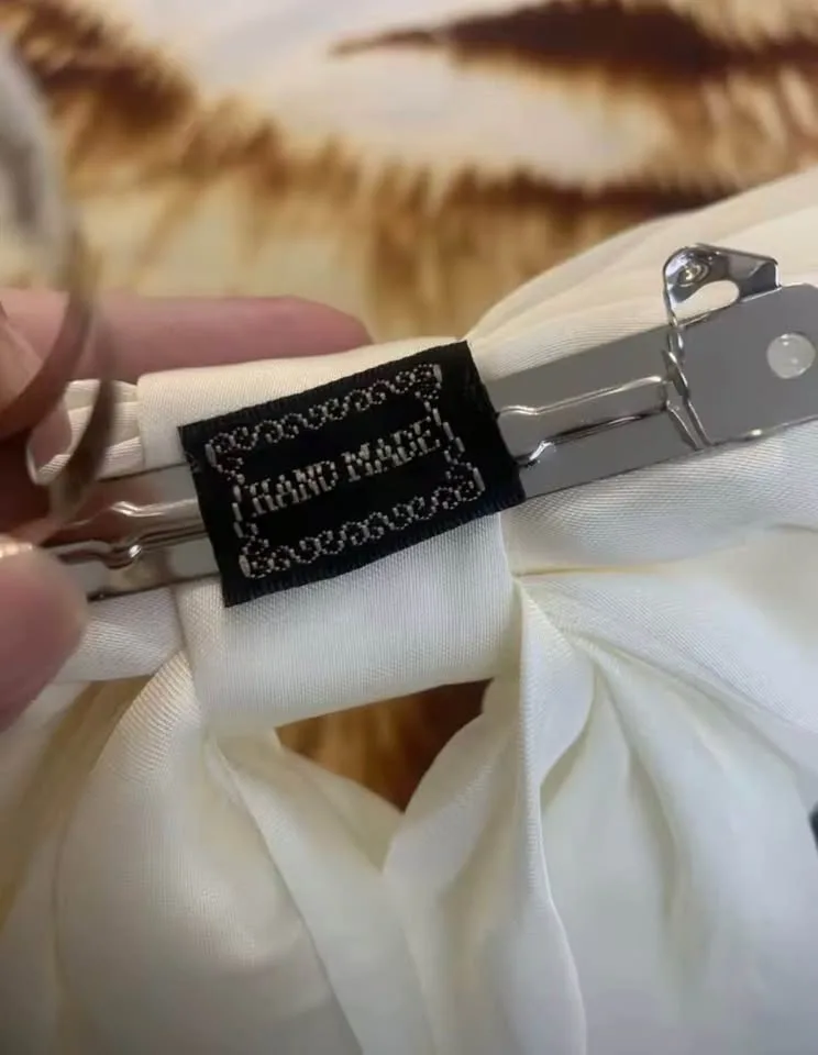 David bridal Ivory Bow image indicator(3)