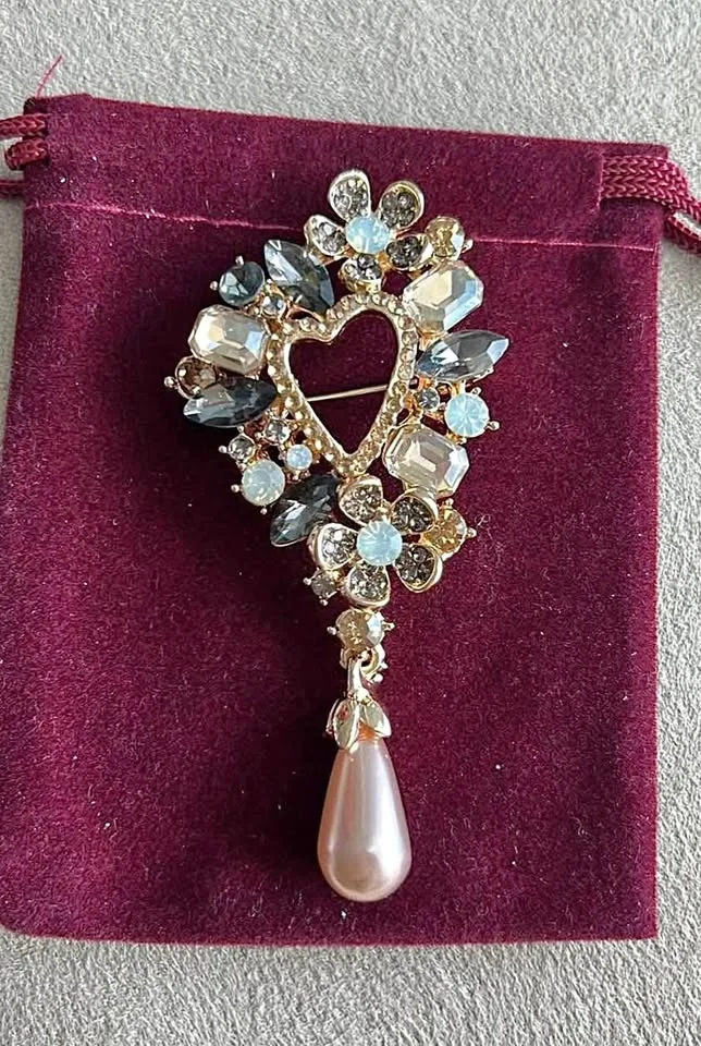 Women’s Heart Brooch