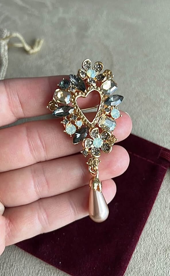 Women’s Heart Brooch - photo 2