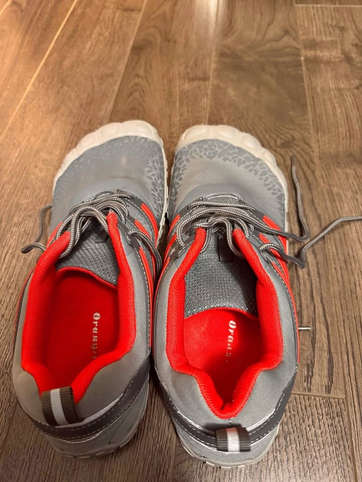 Oranginer Barefoot Shoes for Men - Size 11