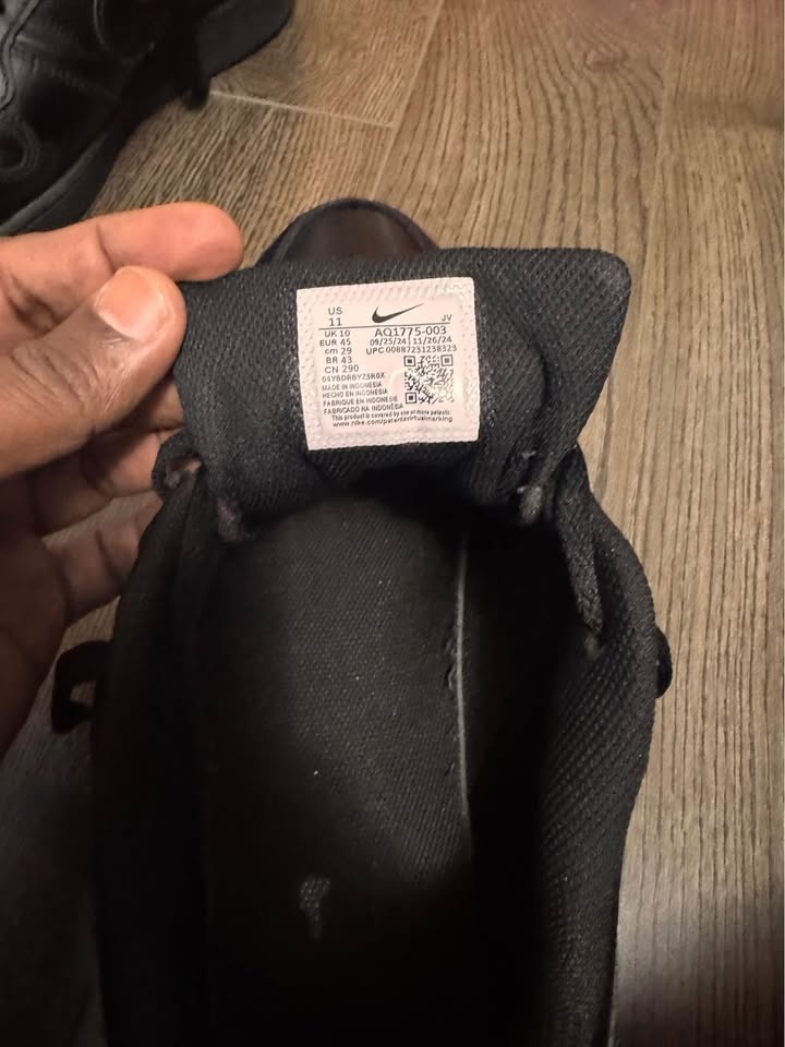 Nike US Size 11 Black - photo 3