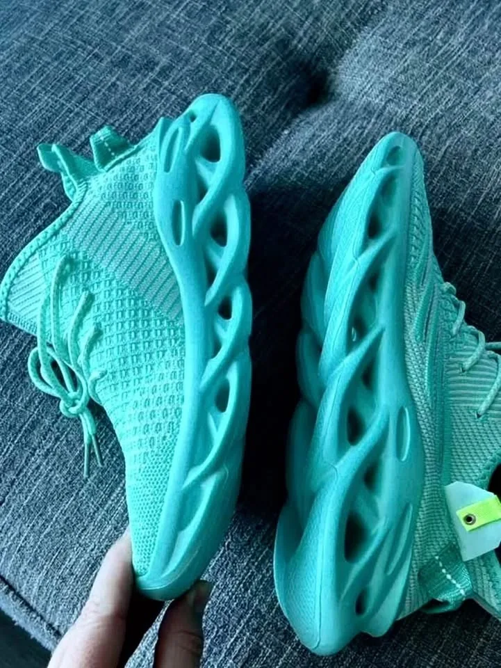 Tiffany’s 9.5 runners image indicator(3)