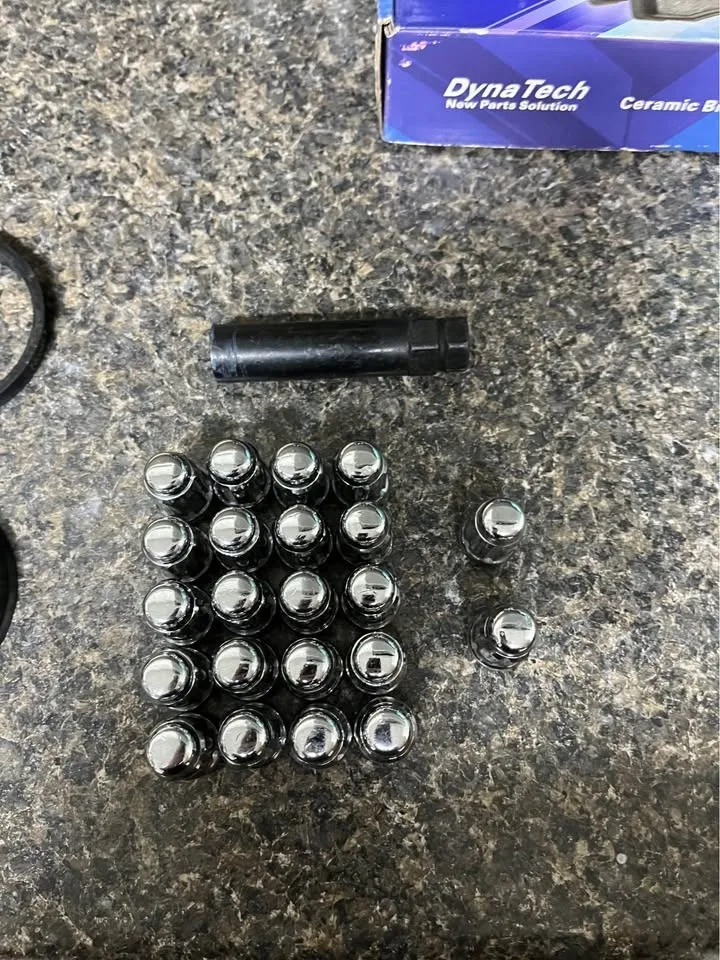 lug nuts from 03 or 04 honda civic image indicator(3)