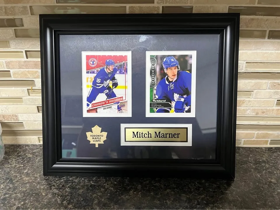 Mitch Marner picture frame image indicator(2)