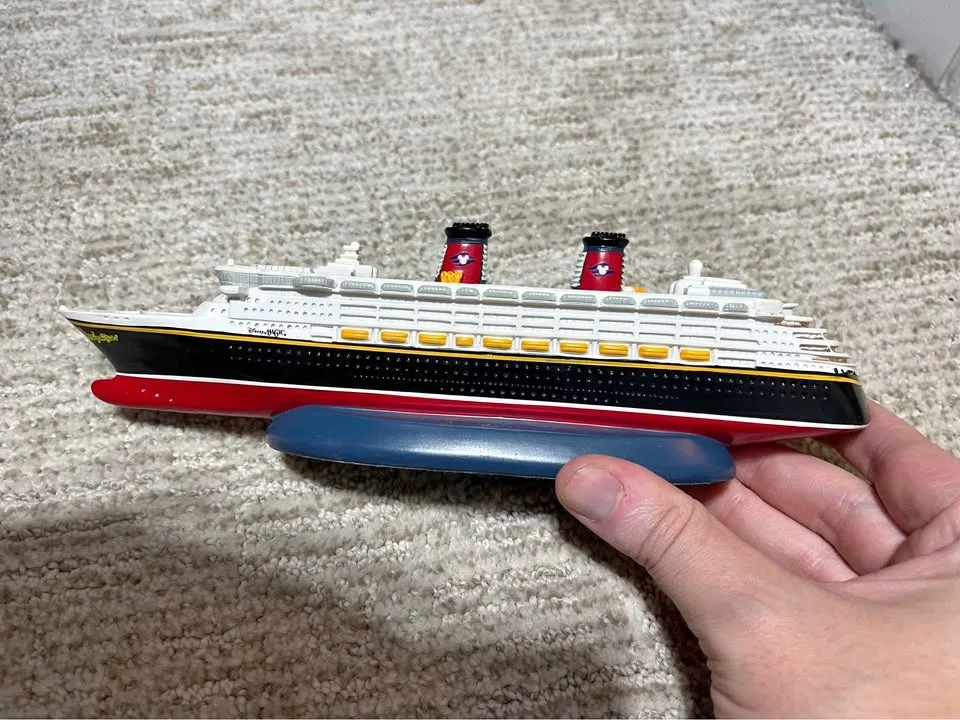 disney model cruise ship