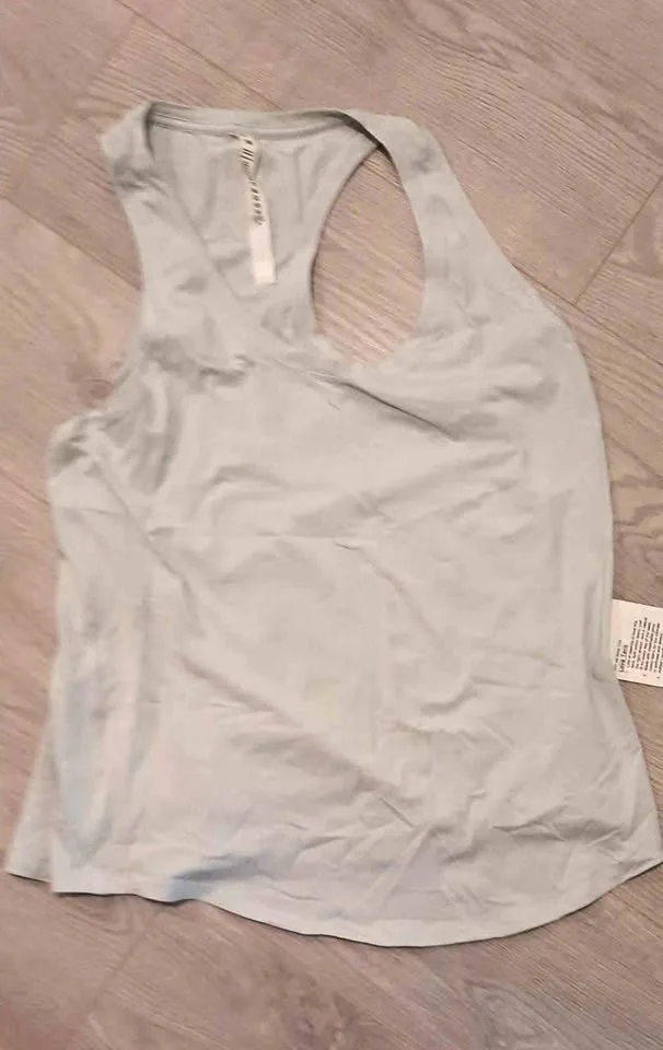 NWT Lululemon Love Tank size 12