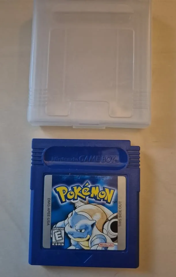 Original Authentic Nintendo Pokemon Blue Version image indicator(2)