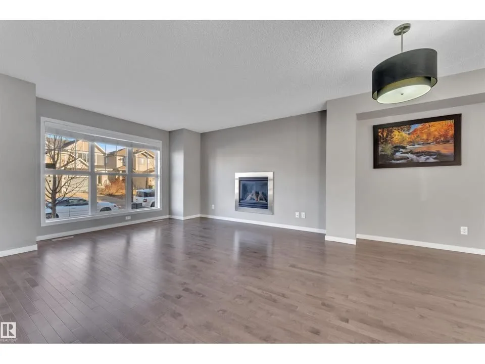 3 Beds 2.5 Baths House image indicator(5)