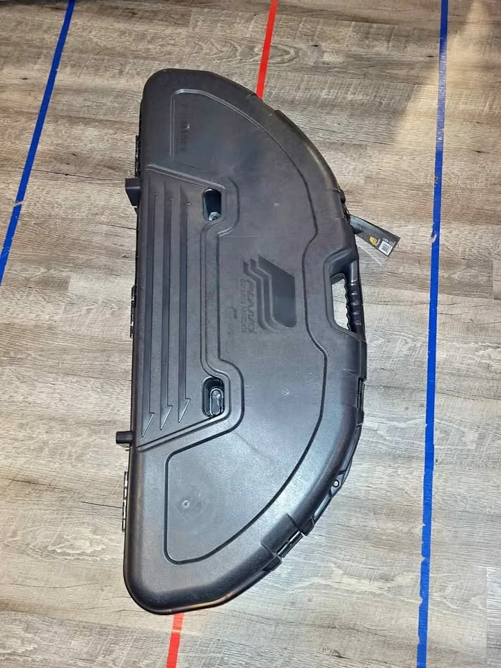 Plano Bow case