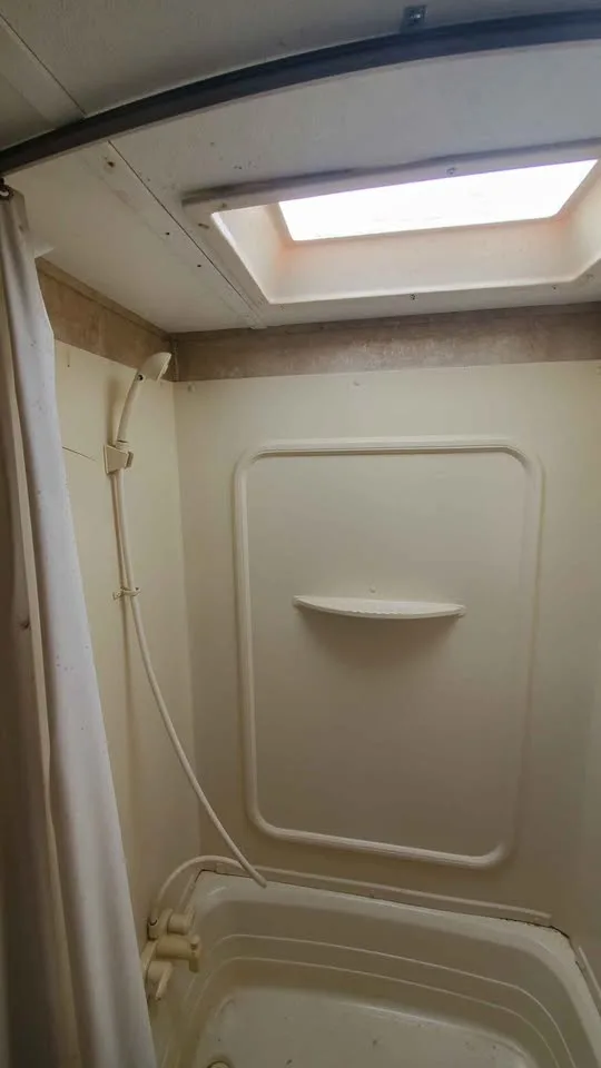 2010 Keystone Springdale image indicator(6)