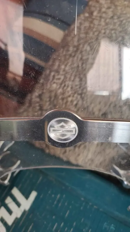 Harley Davidson motorcycle windshield easy clip on image indicator(2)