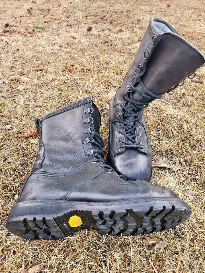 Womens Steel Toed Danners