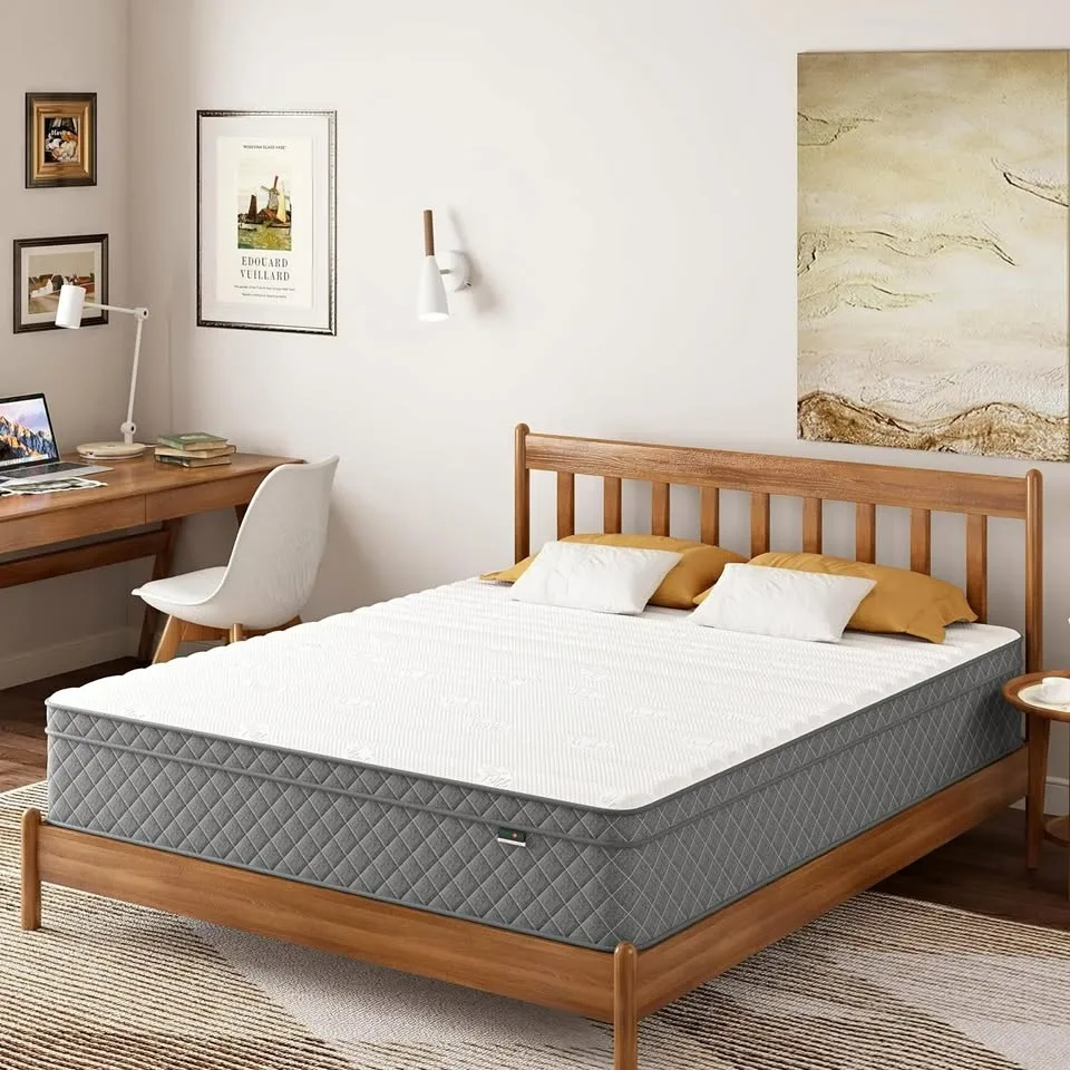 Queen Size Foam Mattress – Brand New! Super Comfortable