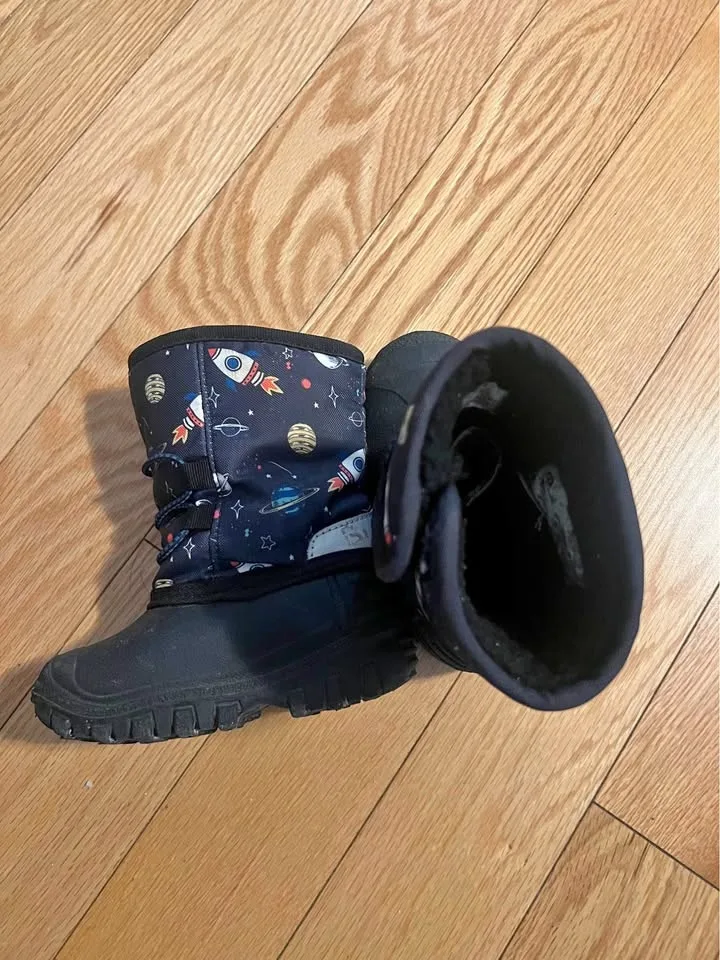 Winter Toddler Boots - Size 6