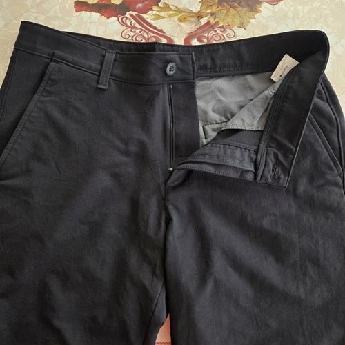 Under Armour UA Tech Shorts Mens Size 34 Black Golf - photo 4