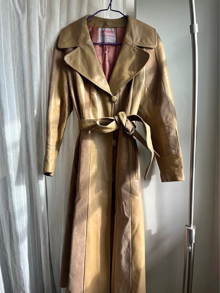 Vintage suede and leather coat size small