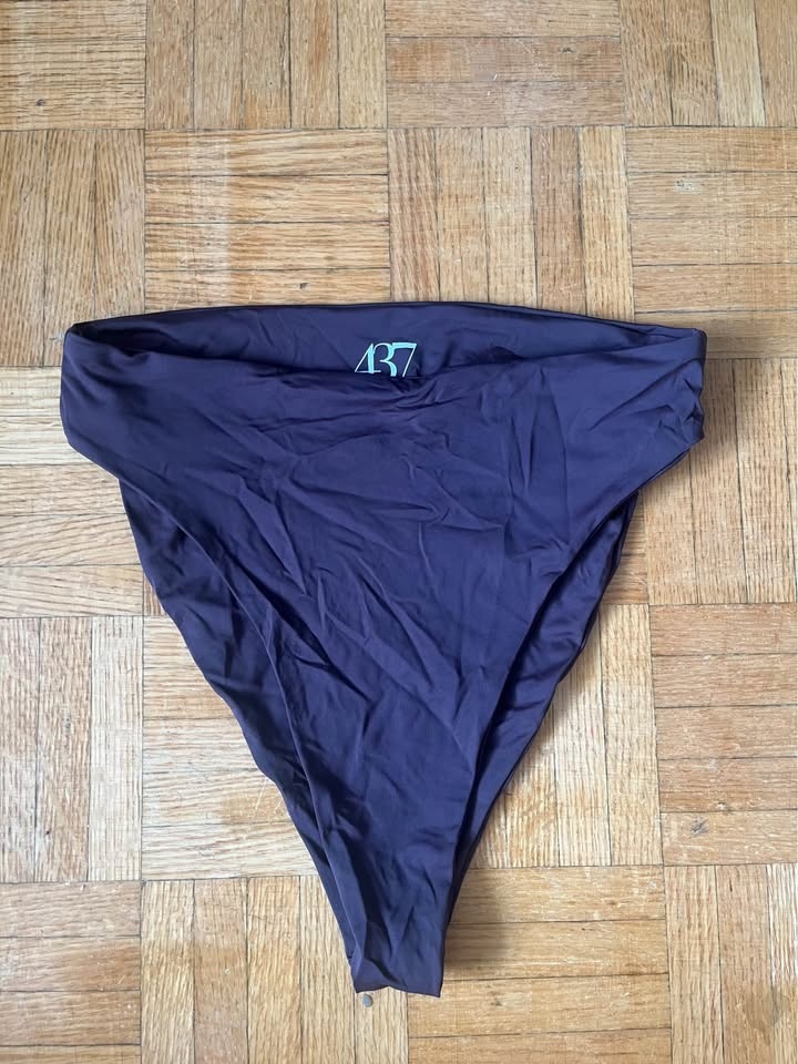 Swim lot (437, american apparel, crochet, suede) - photo 3