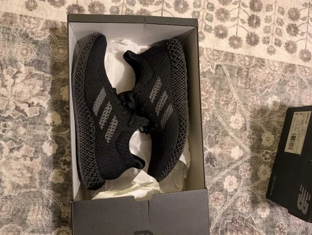 men's adidas Ultra4D, size 10, triple black image indicator(2)