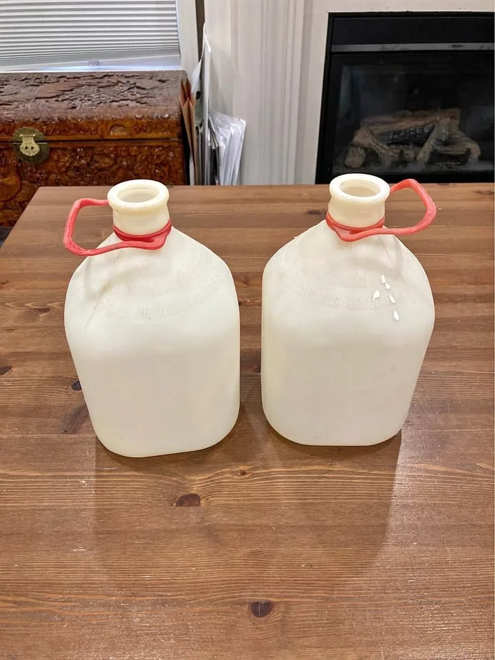 Vintage 1970s Red Handle Milk Jugs (Set of 2) – Plasti-Grip, Mad