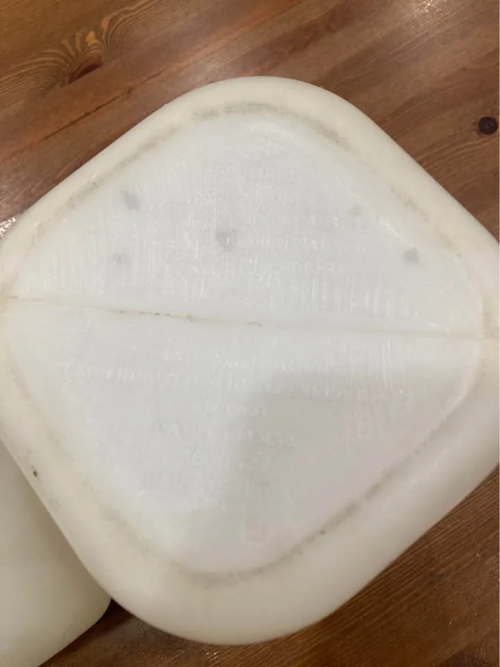 Vintage 1970s Red Handle Milk Jugs (Set of 2) – Plasti-Grip, Mad image indicator(4)