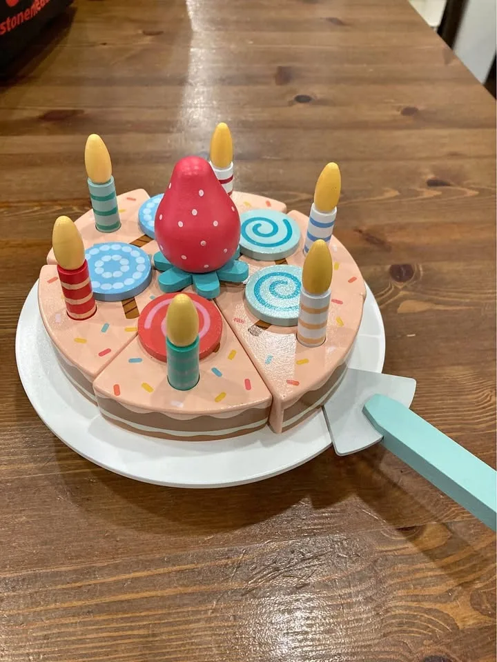 Carter’s Wooden Birthday Cake Play Set