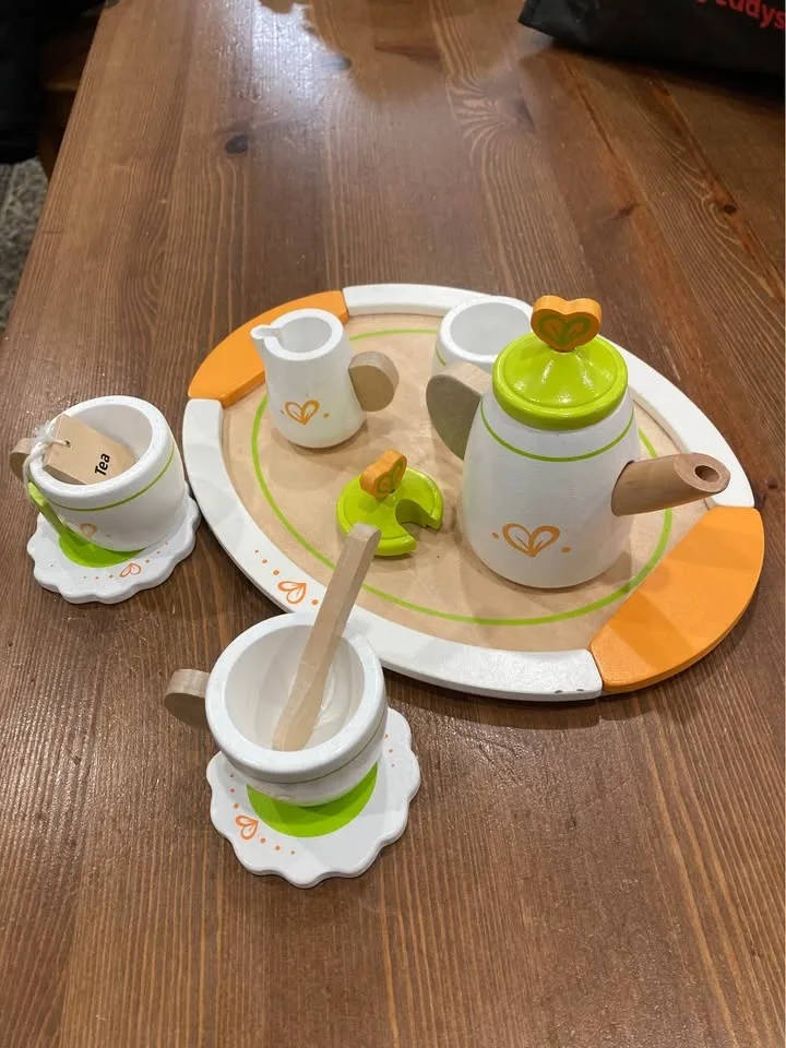Hape Wooden Tea Set - Kids Pretend Play Tea Party image indicator(2)