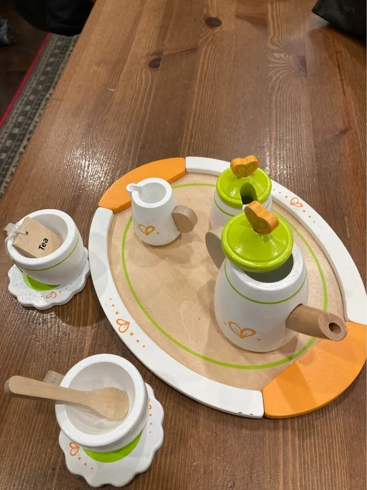 Hape Wooden Tea Set - Kids Pretend Play Tea Party image indicator(3)