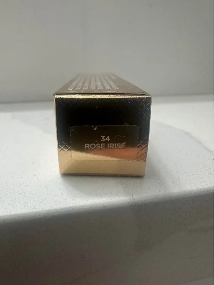 Tom Ford lip balm image indicator(2)