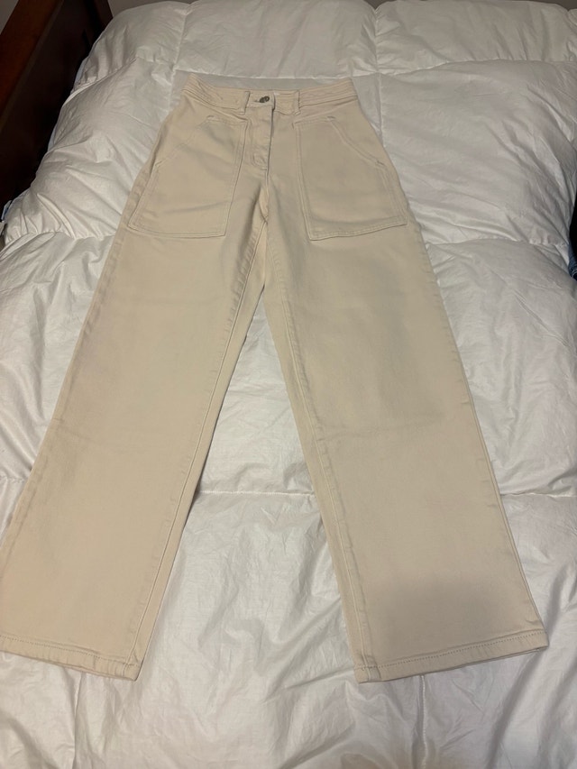 Aritzia Clothing - Sizes XXS, XS and S