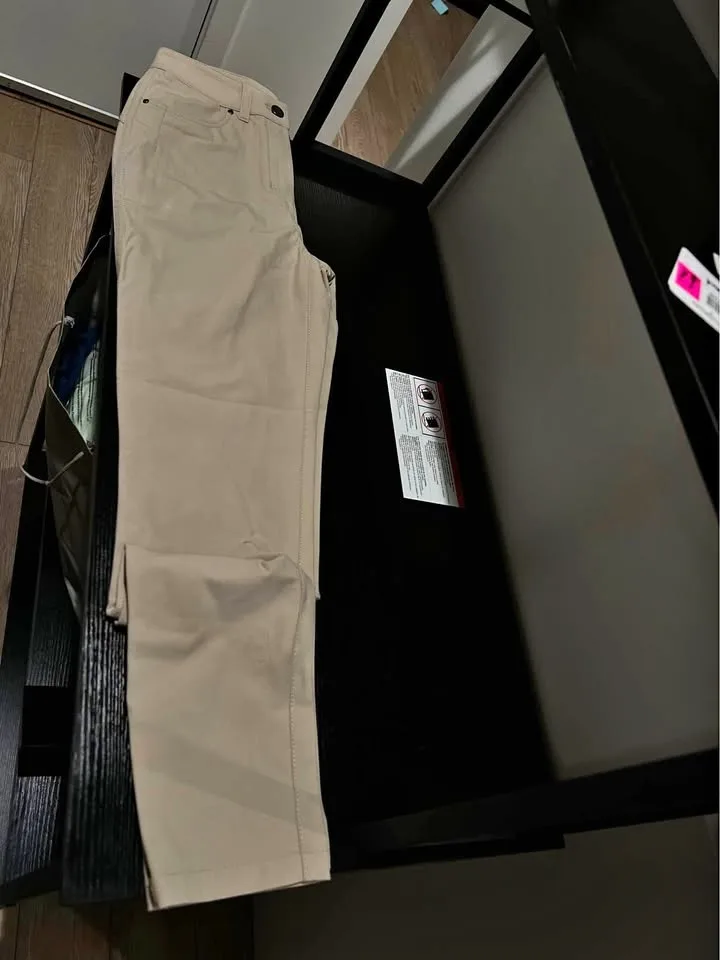 Beige pants lululemon