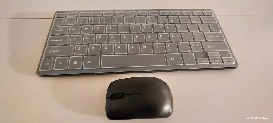 Wireless Keyboard & Mouse Combo – New & Unused!