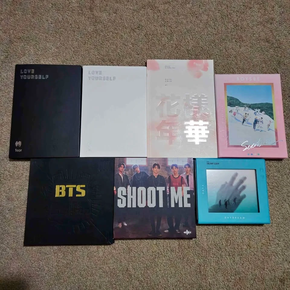 KPOP Albums !!