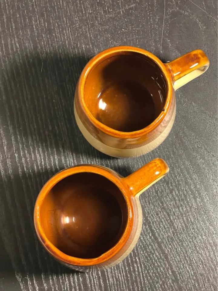 Vintage Stoneware Coffee Mugs, Rustic Brown and Beige image indicator(4)