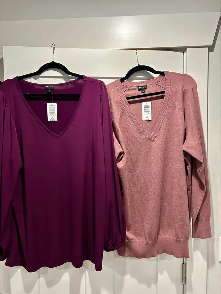 #Cleanout BNWT Size 1-2 Torrid shirt lot. image indicator(3)