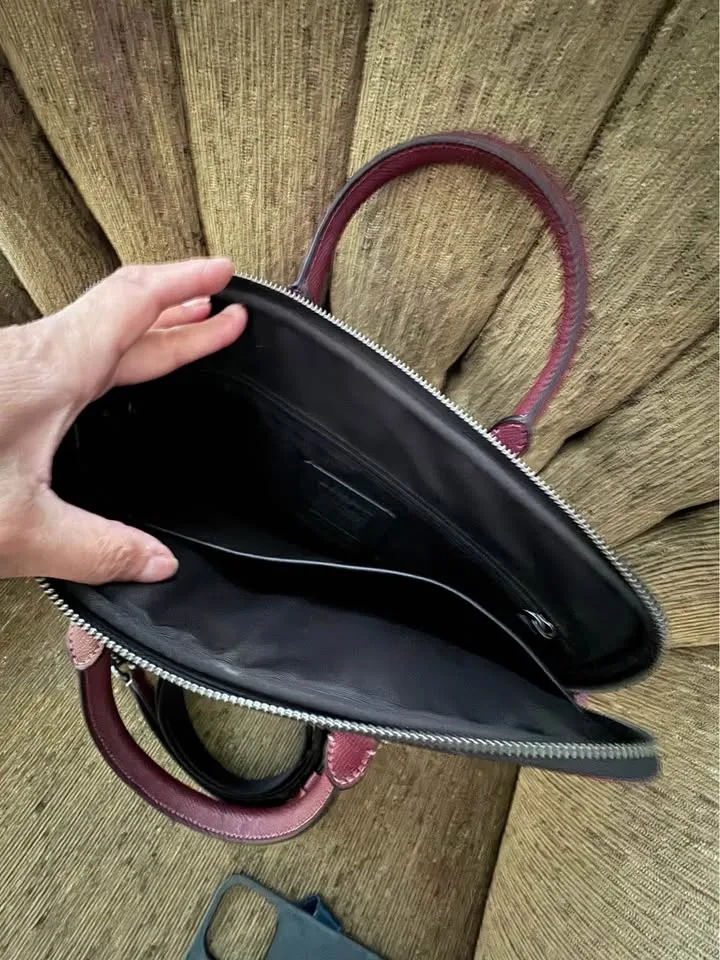 Coach Laptop bag image indicator(2)