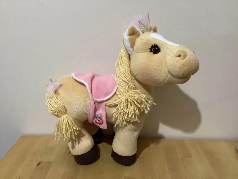 Various stuffed animals image indicator(8)