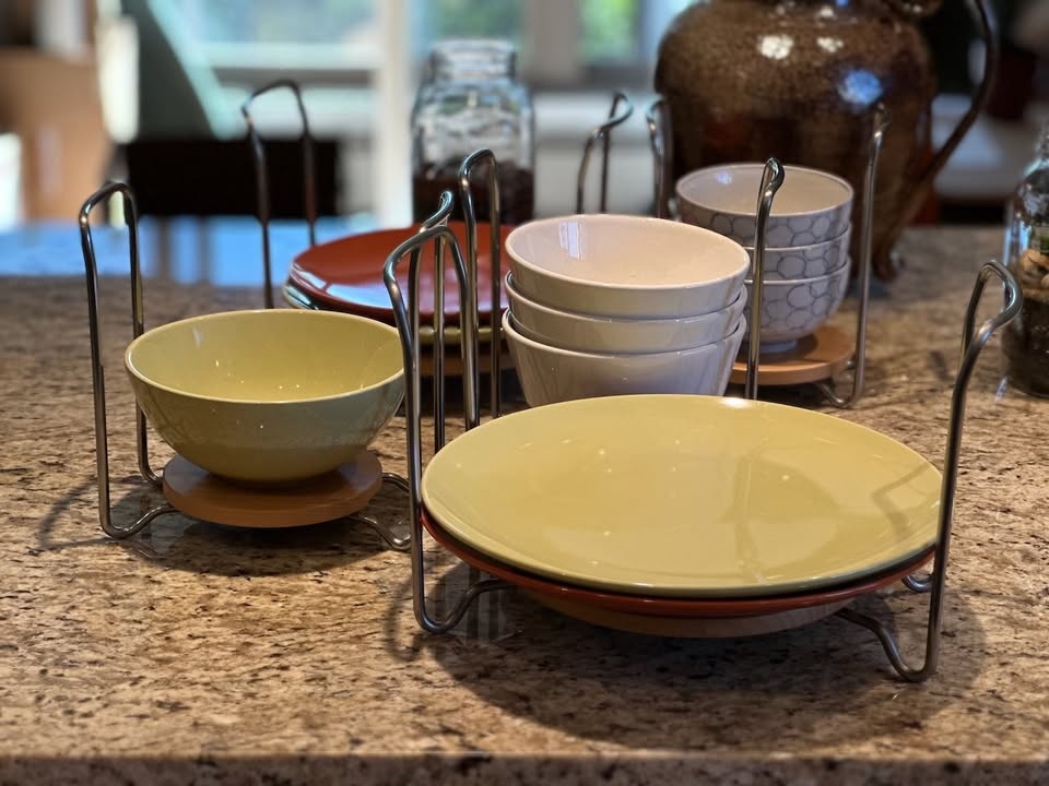IKEA Plate Holders - photo 5