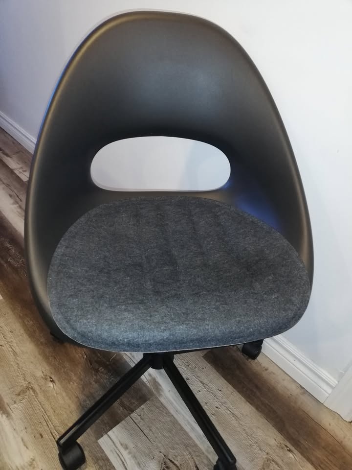 Desk chair - photo 2