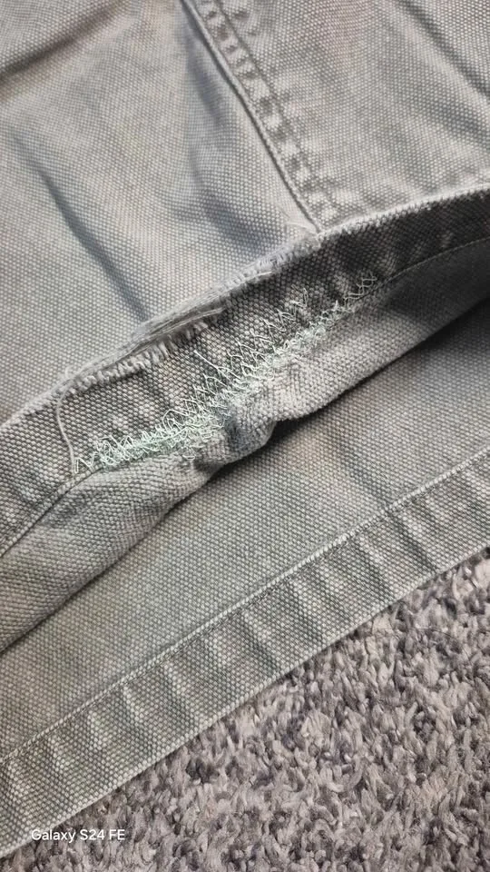 Vintage Y2K Baggy Sideout Cargo Jorts image indicator(4)