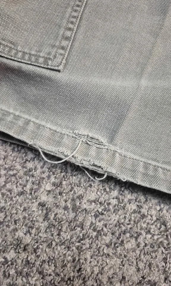 Vintage Y2K Baggy Sideout Cargo Jorts image indicator(5)